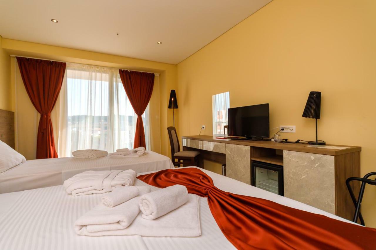 Hotel Franca Ulcinj Luaran gambar
